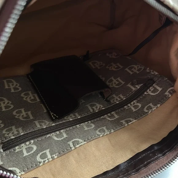 Dooney and Bourke canvas and leather bag EUC - Picture 11 of 13